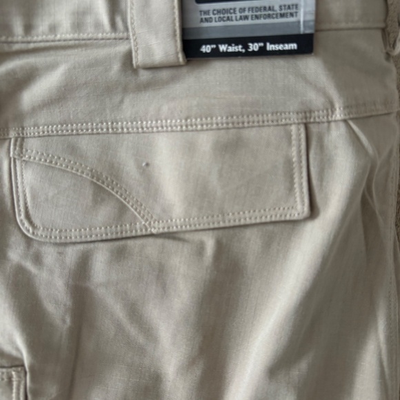 Tactical Pants - Picture 2 of 3